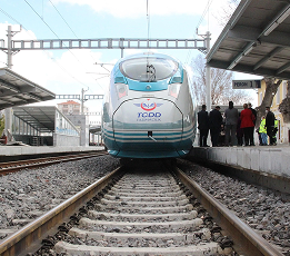 Vagon performansını en ince detayına kadar ölçen, kalite odaklı ve yüksek hassasiyetli test cihazları geliştiriyoruz.